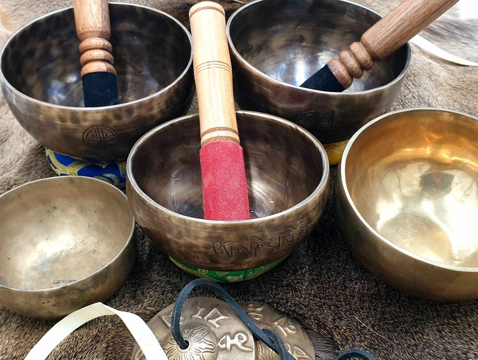 Bol chantant sélectionné par l'atelier du marchand de notes à La Seyne sur mer près de nice